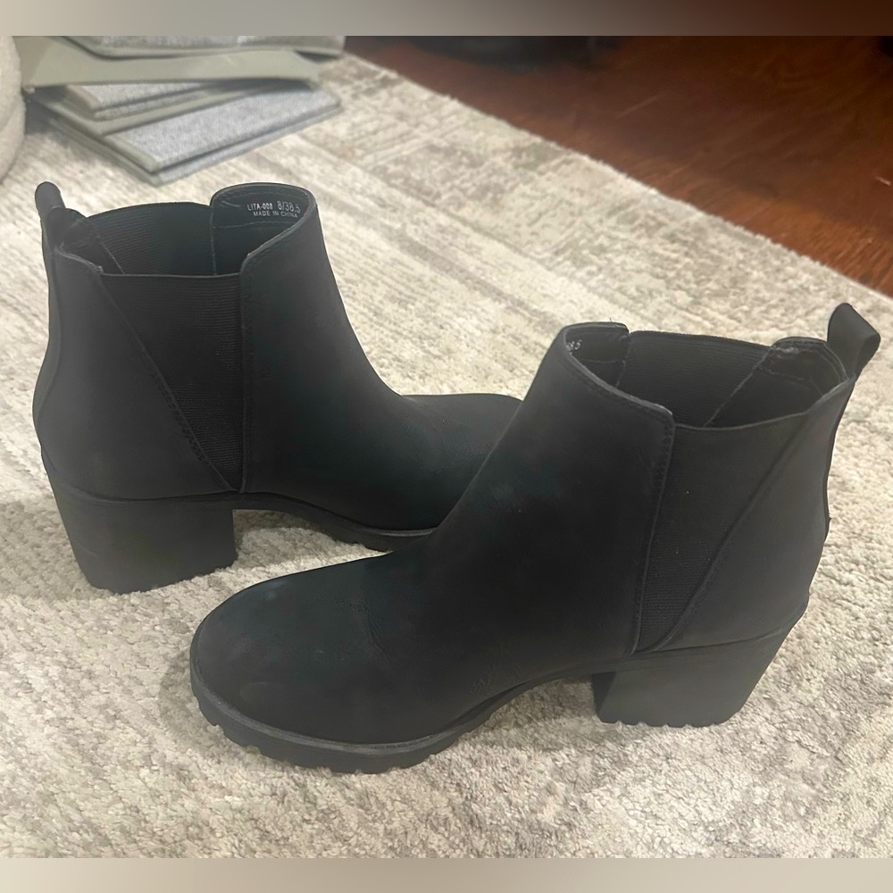 Black ankle booties - very comfy!!! Worn once